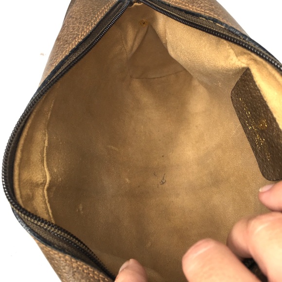 Authentic Gucci brown monogram coated canvas crossbody bag clutch - Picture 11 of 16